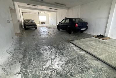 Spațiu comercial, de 140 mp, în Central