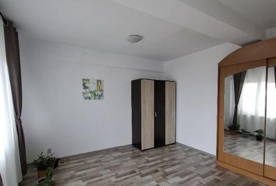 Vanzare apartament 2 camere - 2