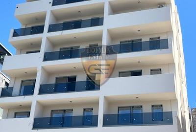 Apartament cu 2 camere decomandat în Universitate - 1