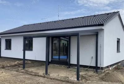 Executam case modulare - 2