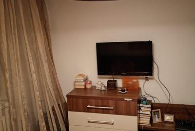 Apartament 2 camere decomandat - zona Dacia - 350 euro/luna (Cod E1) - 8