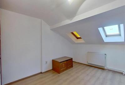 Apartament cu 3 camere circular în Gării - 26