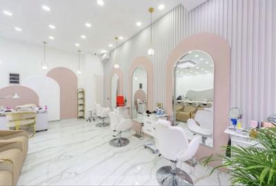 Spațiu comercial, în Victoriei - 8