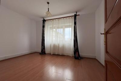 Apartament 3 camere Targu Jiu -69mp , semidecomandat St.Agriculturii- scoala 12 - 4
