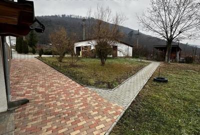 Casa de vanzare la DN 17 spre Crainimat - 5