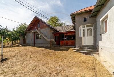 Casă individuală cu 5 camere în Bogați
