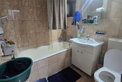 Apartament cu 3 camere decomandat, mobilat în Gorjului - 20