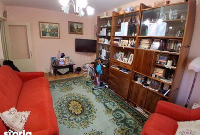 Apartament cu 3 camere decomandat, mobilat în Canta - 11