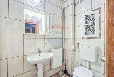 Apartament cu 4 camere semidecomandat în Central - 6