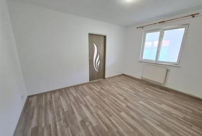 Apartament 2 camere cu balcon zona Tiglari - 3