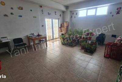 Spațiu comercial, de 540 mp, în Central - 18