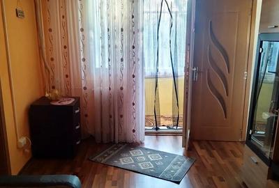 Apartament cu 2 camere semidecomandat în Central - 1