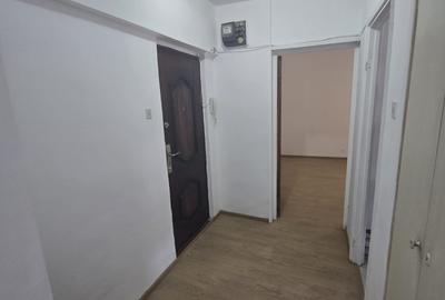 3 camere,  metrou Drumul Taberei, Valea Ialomitei, al Lunca Siretului, nr 10 - 12