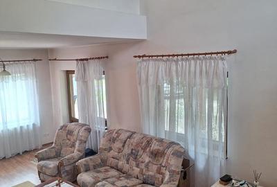 Casă cu 5 camere cu Teren 19900 Mp în Central - 6