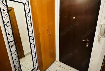 Garsonieră decomandată, mobilată în Universitate - 4