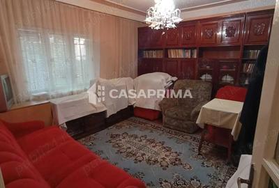 Casă cu 4 camere cu Teren 250 Mp în Nicolina - 1