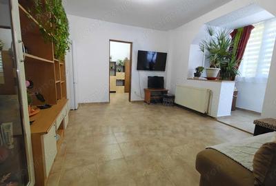 Apartament cu 2 camere semidecomandat în Hipodrom 2 - 6