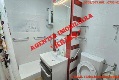 Apartament cu 4 camere decomandat în Central - 9