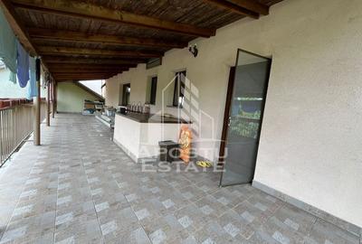 Casa individuala , 4 camere,2 bai, garaj, acces auto, 575 teren - 3