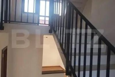 Casă cu Teren 759 Mp în Central - 4