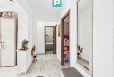 Apartament cu 4 camere decomandat în Valenta - 7