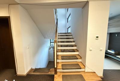 Casă cu 5 camere cu Teren 300 Mp în Rudului - 2