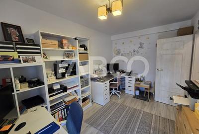 Casa de vanzare 5 camere 160mpu 3 bai 120mp teren liber zona Selimbar - 13