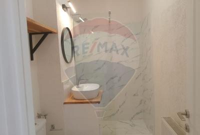 Apartament superb, 3 camere,ULTRACENTRAL,complet renovat!!!! - 30