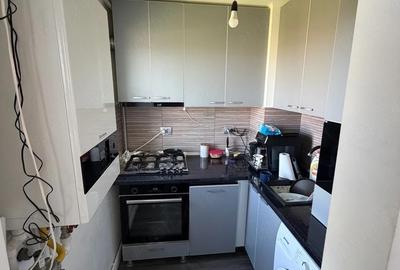 Apartament cu 3 camere semidecomandat, mobilat în Central - 7