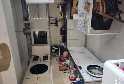 Apartament cu 3 camere semidecomandat în 1 Decembrie - 4