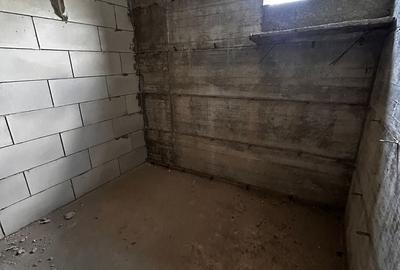 Casă individuală cu 6 camere cu Canalizare în Est - 5