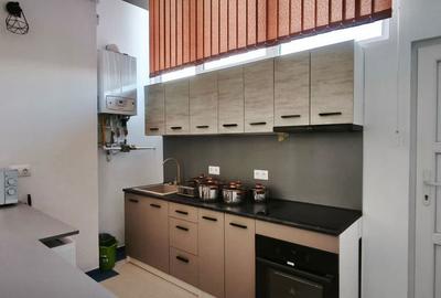 Casă cu 1 camere cu Teren 150 Mp în Central - 2