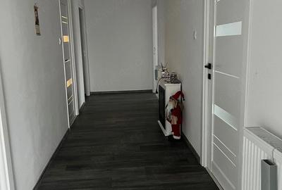 Casă cu Teren 2000 Mp în Central - 4