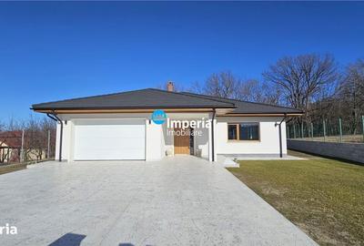 Casă cu 4 camere în Bârnova