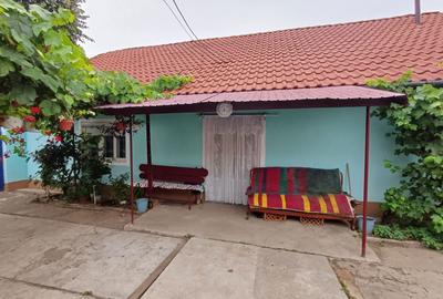 Casă cu 4 camere în Central - 6