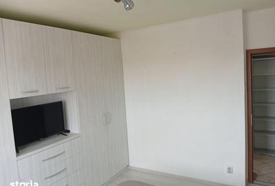Apartament cu 2 camere decomandat în Intim - 9
