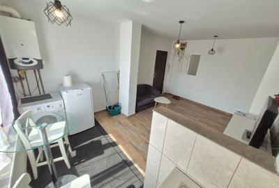 2 Cam-Aradului-3 Min Iulius Town--Mobilat-Centrala-Balcon--Aer conditionat-54 MP - 12