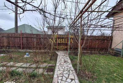 Casă cu 4 camere în Central - 1