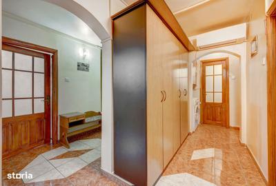 Apartament cu 4 camere în Decebal - 10