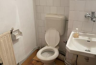 Apartament cu 3 camere decomandat în Central - 3