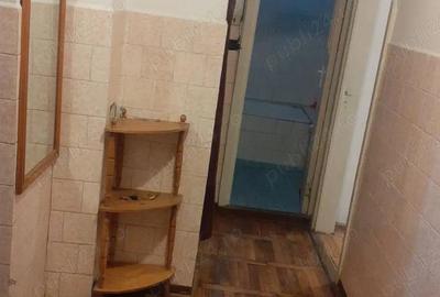 Apartament cu trei camere,zona ultracentrala, disponibil - 2