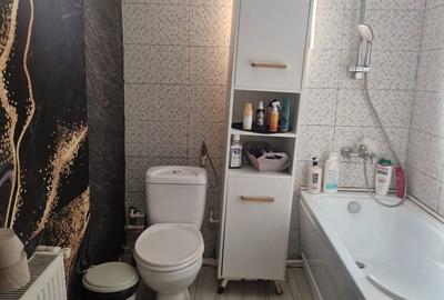 Casă cu 4 camere cu Teren 870 Mp în Mărăcineni - 8