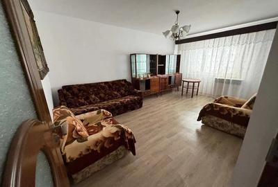 Apartament cu 2 camere decomandat în Radu Negru