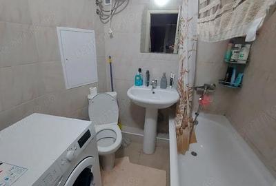 Garsonieră decomandată în Blașcovici