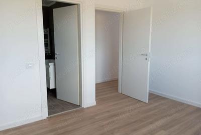 Casă cu 4 camere cu Teren 400 Mp în Balotești - 1