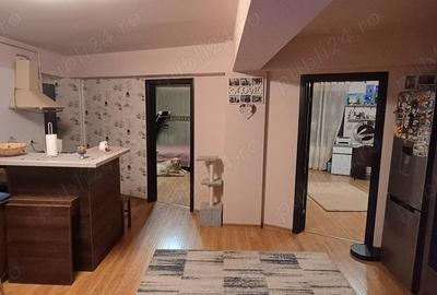 Vand apartament cu trei camere la Slobozia, Ialomi?a - 10