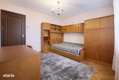 Apartament cu 4 camere în Circumvalațiunii - 13