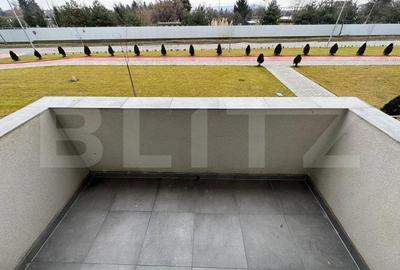 Apartament cu 3 camere semidecomandat în Central - 2