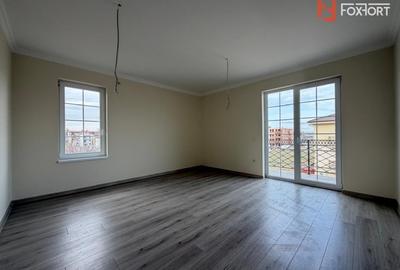 Apartament cu 2 camere decomandat în Giroc - 1