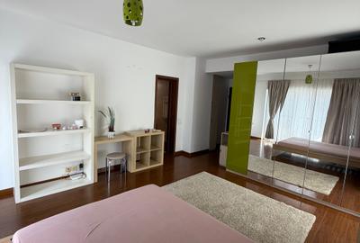 Garsonieră decomandată, mobilată în Păcii - 1